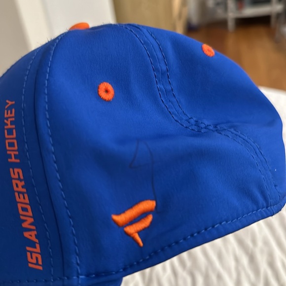 NY islanders hat - Picture 5 of 5